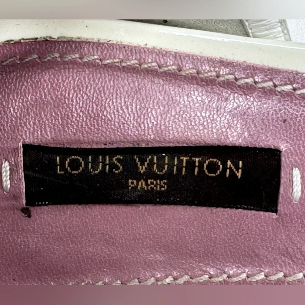 Louis Vuitton White Sandals - Size 38